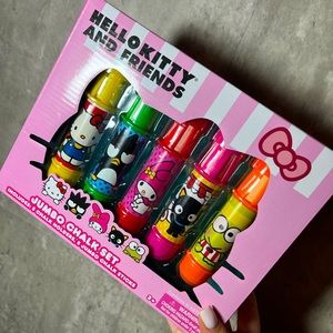 Hello kitty & friends chalk set